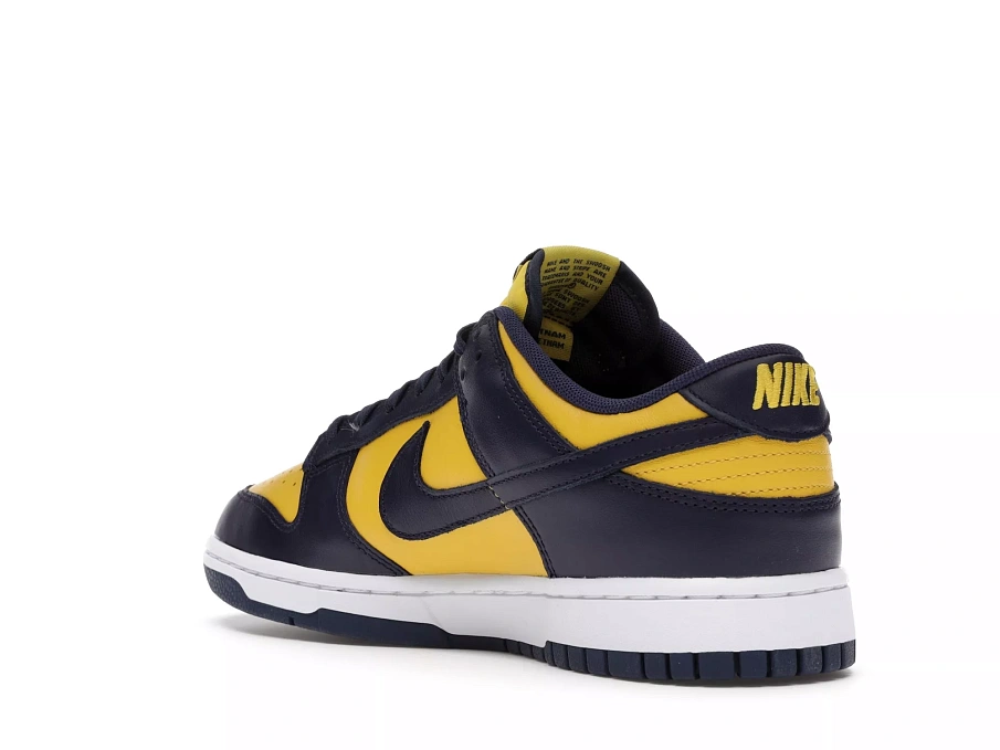 Фото № 2 с приближением к товару «‎Nike Dunk Low Michigan (2021)»
