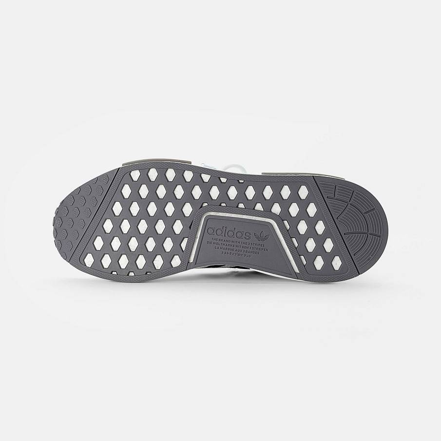 Фото № 5 с приближением к товару «‎Adidas Nmd R1 »
