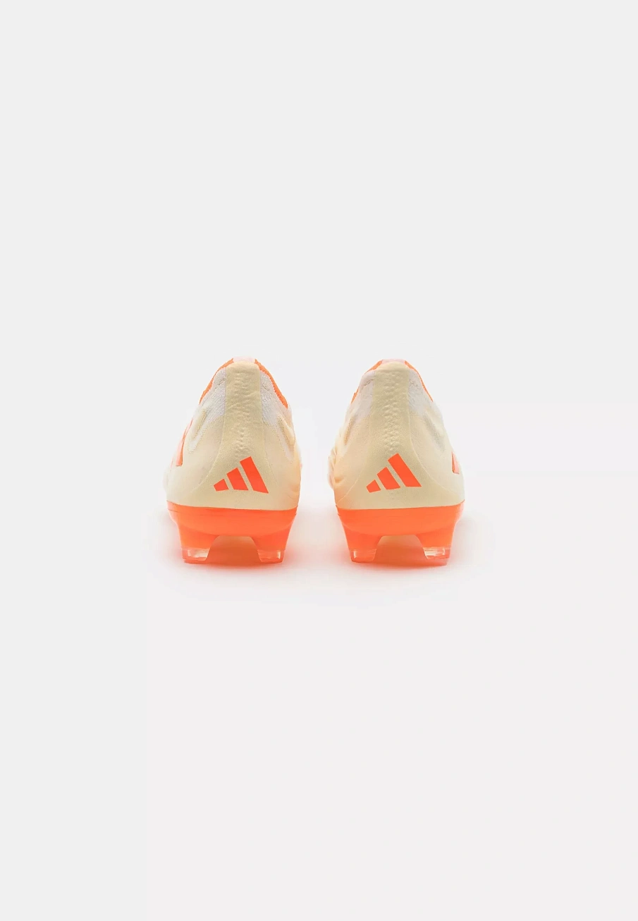 Фото № 3 с приближением к товару «‎COPA PURE+ FG»