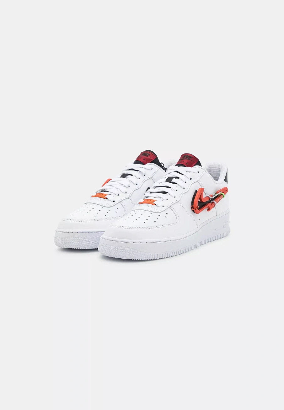 Фото № 2 с приближением к товару «‎AIR FORCE 1 '07 PRM UNISEX»