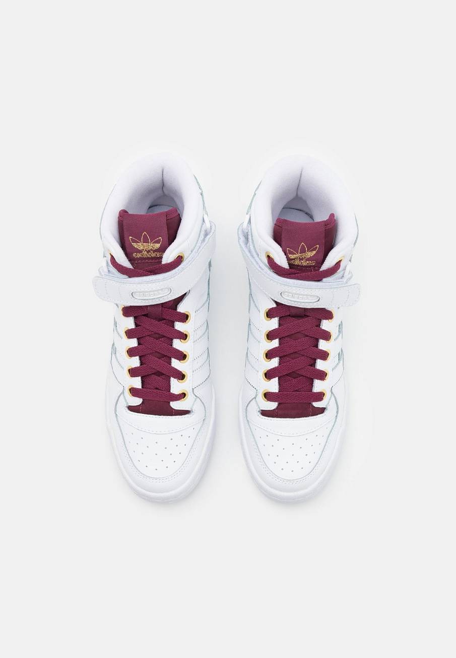 Фото № 4 с приближением к товару «‎Adidas Forum »