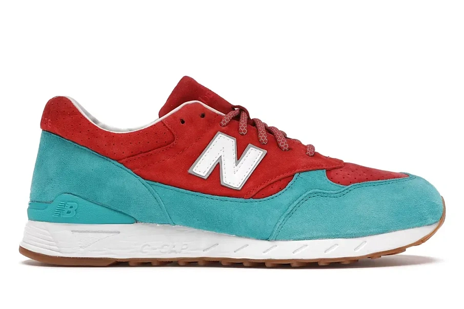 Фото № 1 с приближением к товару «‎New Balance 496»