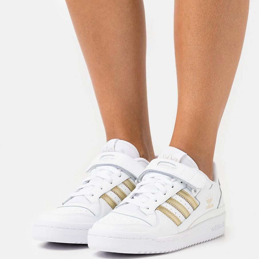 Фото № 2 с приближением к товару «‎Adidas Forum »