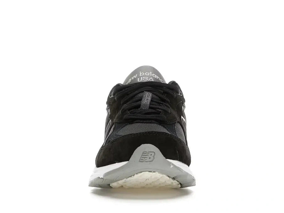 Фото № 2 с приближением к товару «‎New Balance 990v3»