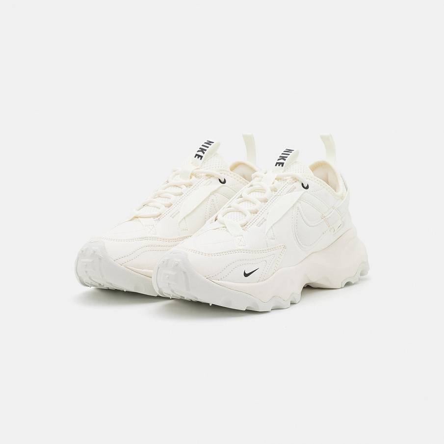Фото № 2 с приближением к товару «‎Nike W TC 7900 »