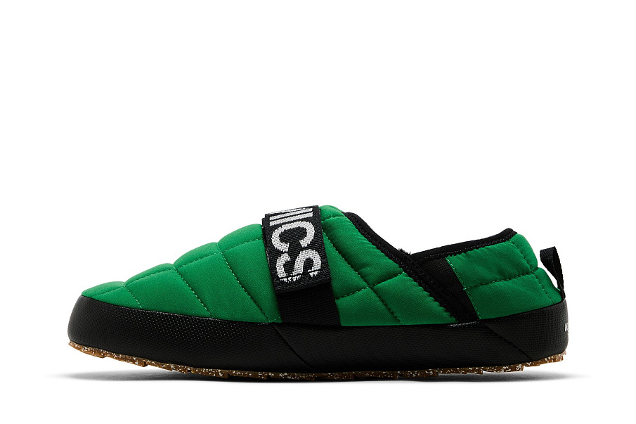 Фото № 4 с приближением к товару «‎The North Face Online Ceramics x Sherpa Traction Mule Green Gum»