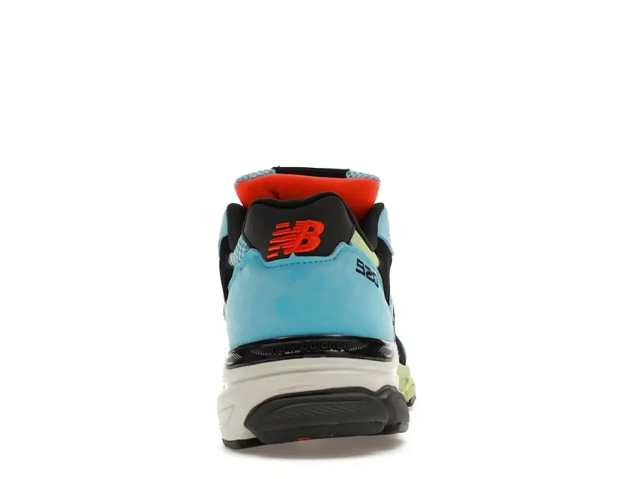 Фото № 4 с приближением к товару «‎New Balance 920»