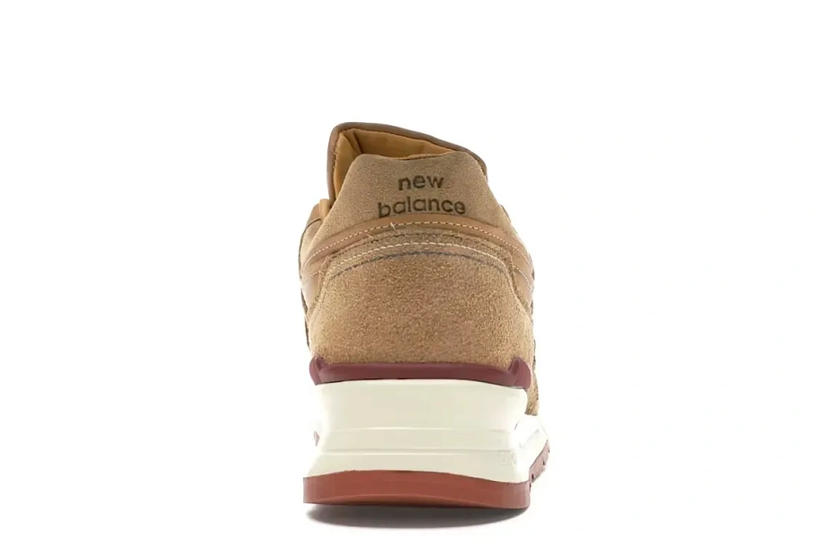Фото № 4 с приближением к товару «‎New Balance 997»