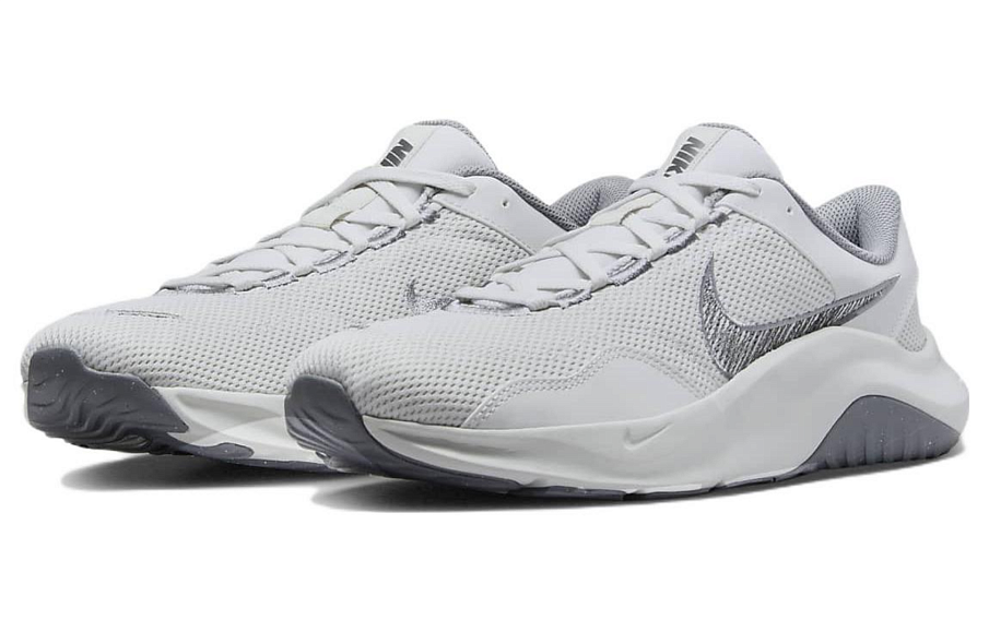 Фото № 3 с приближением к товару «‎ Nike Legend Essential Training shoes»