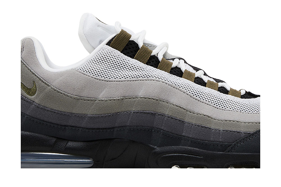 Фото № 3 с приближением к товару «‎Nike Women's Air Max 95 Big Bubble - Black Medium Olive»