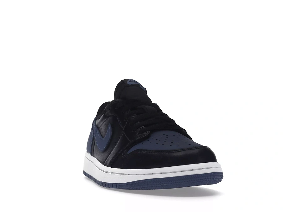 Фото № 3 с приближением к товару «‎Jordan 1 Retro Low OG Mystic Navy»