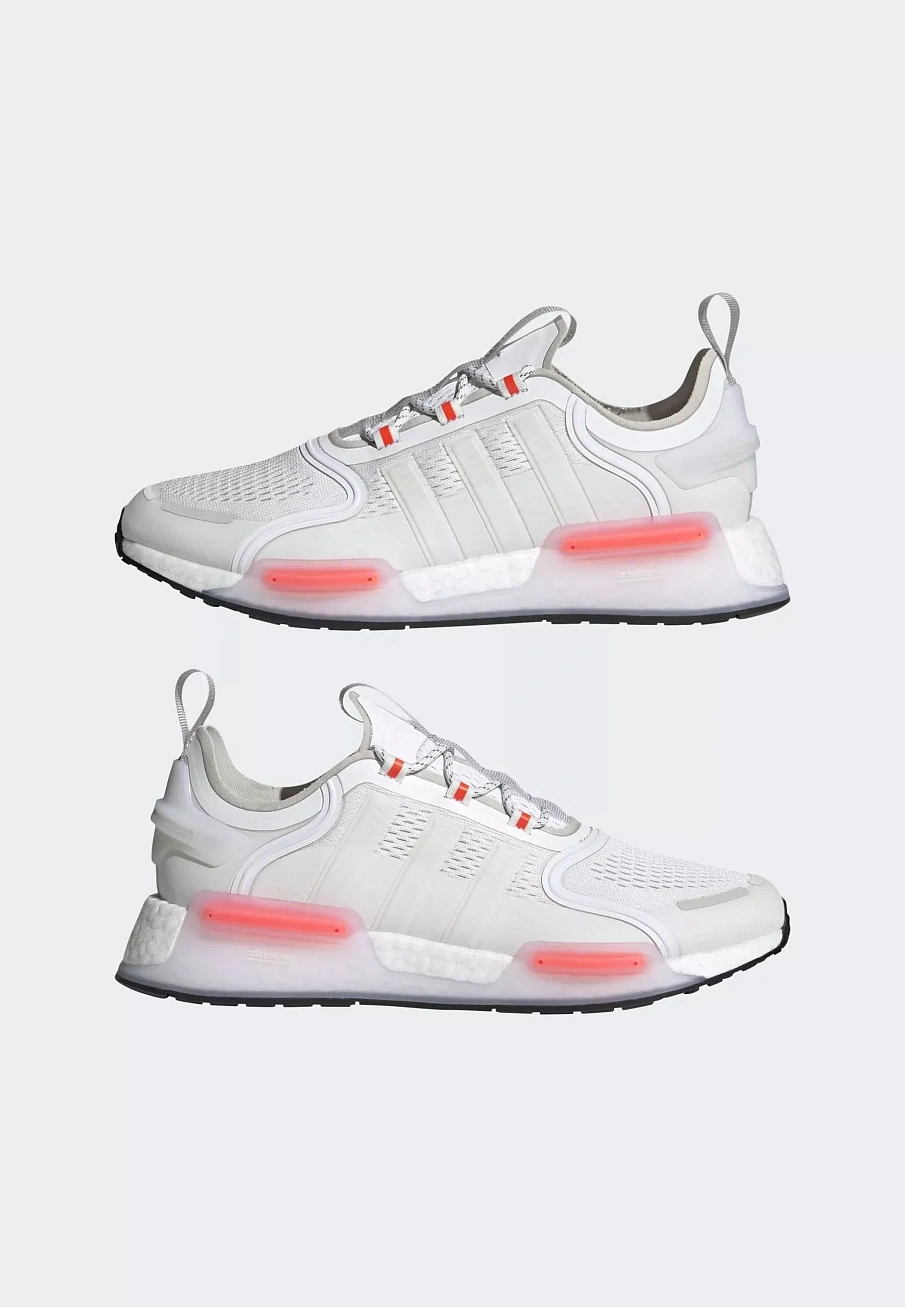 Фото № 3 с приближением к товару «‎NMD_V3 UNISEX»