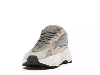 Фото № 3 с приближением к товару «‎adidas Yeezy Boost 700 V2 Cream»