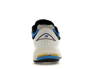 New Balance 2002R - 4