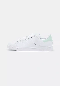 Фото № 2 с приближением к товару «‎STAN SMITH »