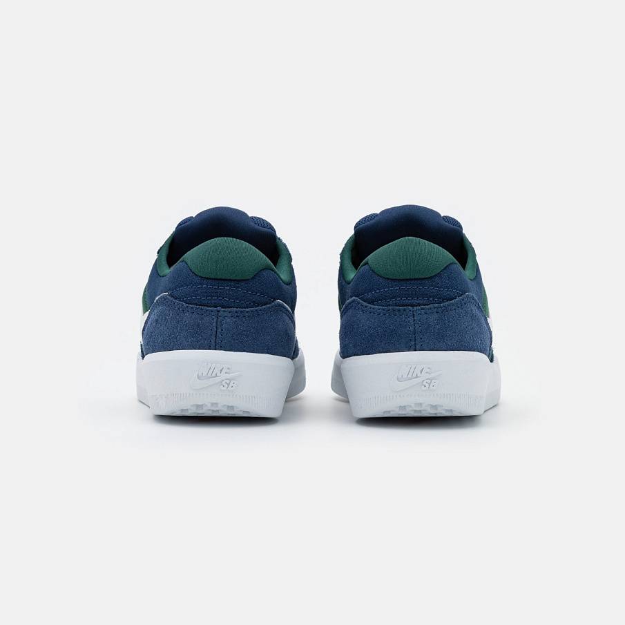 Фото № 3 с приближением к товару «‎Nike Force 58 »