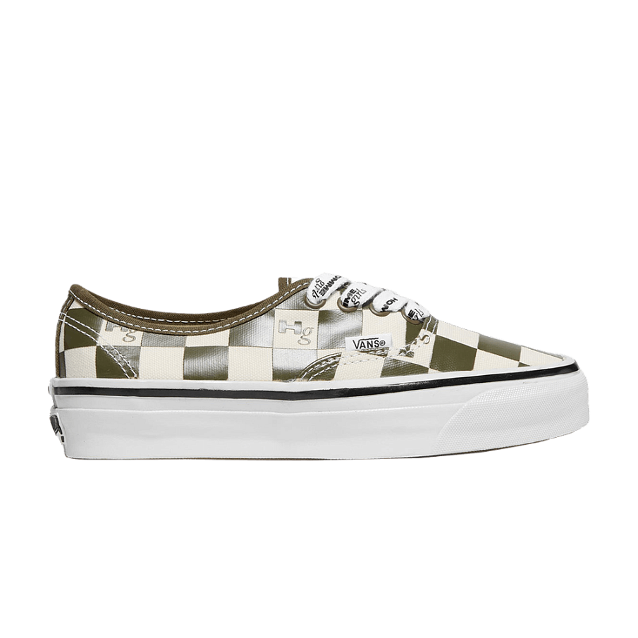 Фото № 1 с приближением к товару «‎HommeGirls x Vans Authentic 44 Military Green»