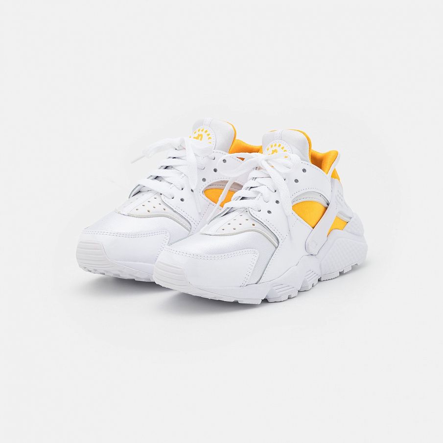 Фото № 2 с приближением к товару «‎Nike W Air Huarache Ess Snkr »