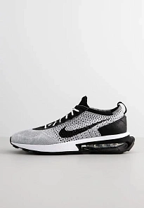 Фото № 1 с приближением к товару «‎AIR MAX»