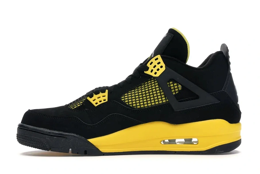 Фото № 3 с приближением к товару «‎Jordan 4 Retro Thunder (2012)»