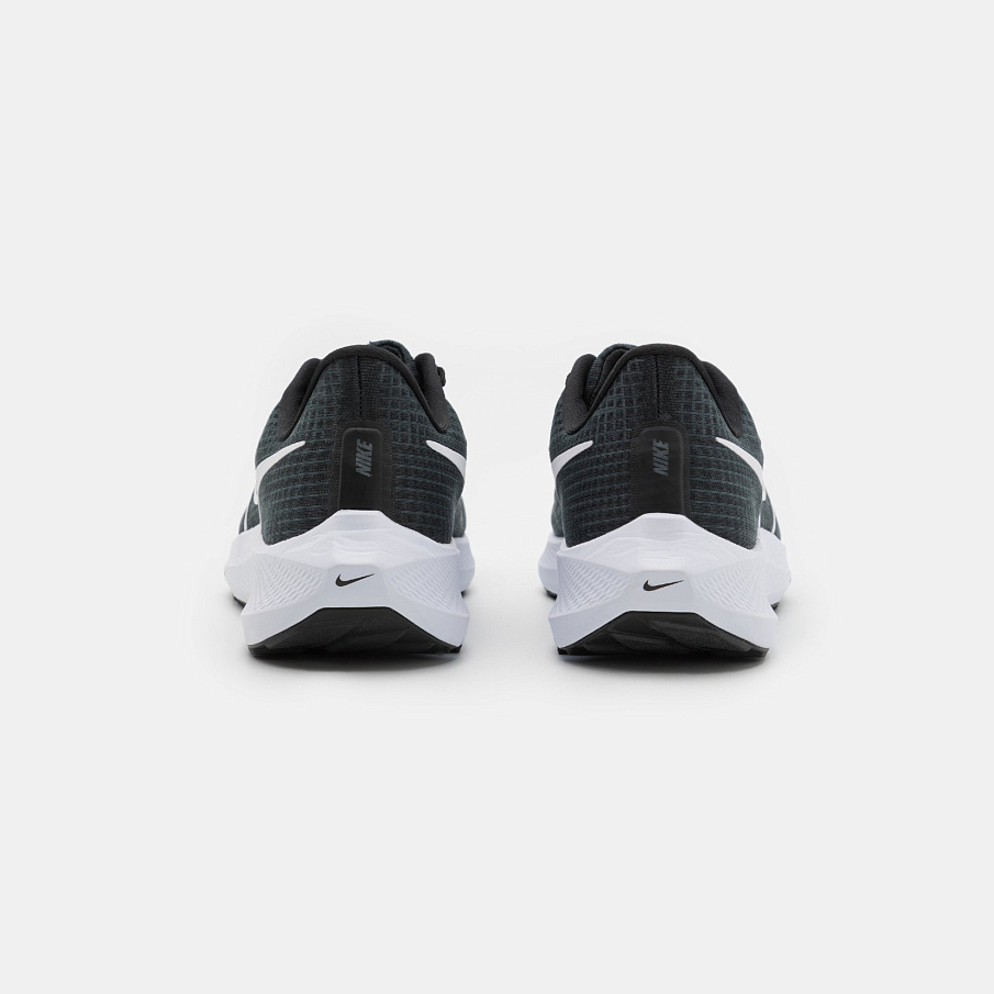 Фото № 3 с приближением к товару «‎Nike Air Zoom Pegasus 39»