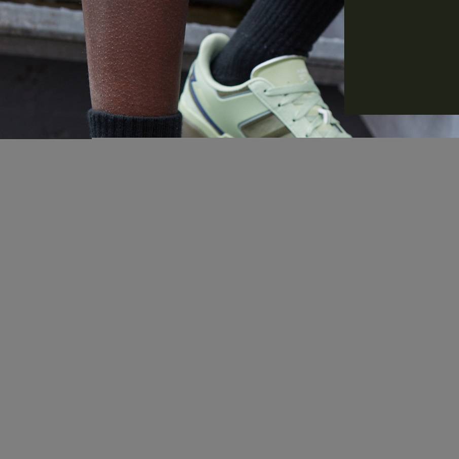 Фото № 3 с приближением к товару «‎Adidas Forum Tech Boost »