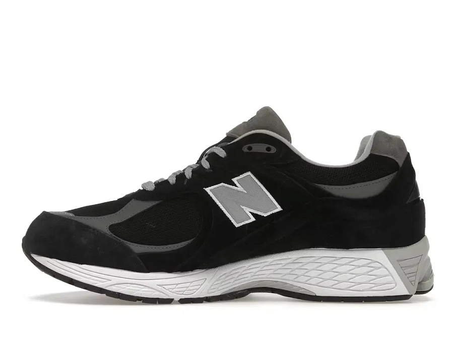 Фото № 3 с приближением к товару «‎New Balance 2002R»