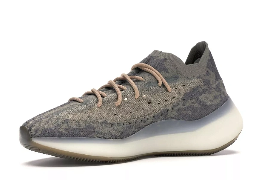 Фото № 4 с приближением к товару «‎adidas Yeezy Boost 380 Mist Reflective»