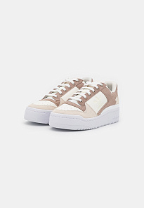 Фото № 3 с приближением к товару «‎Adidas Forum Bold »