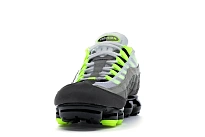 Фото № 4 с приближением к товару «‎Nike Air VaporMax 95 Neon»