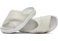 Фото № 1 с приближением к товару «‎Jordan Sophia»