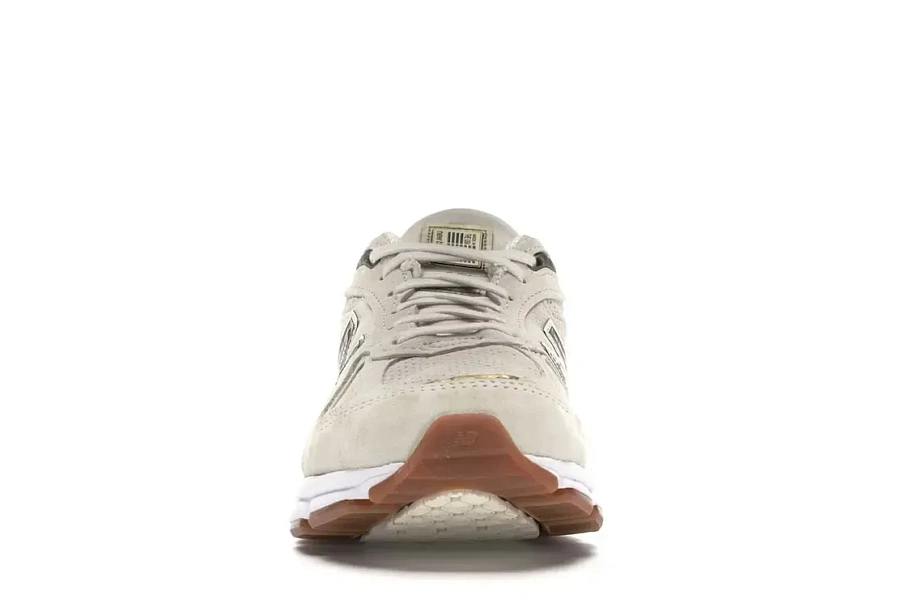 Фото № 2 с приближением к товару «‎New Balance 990v4»