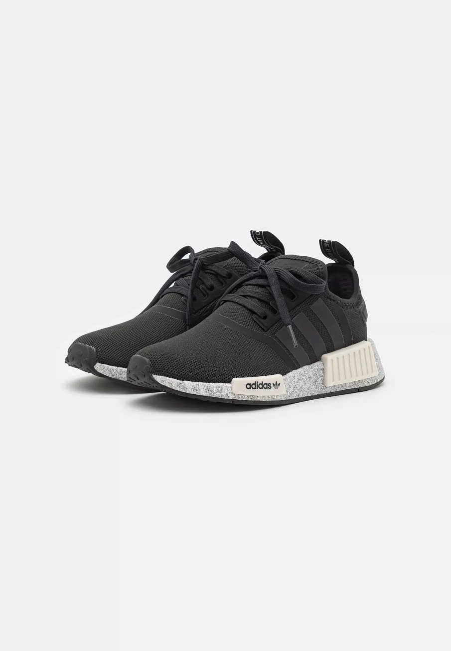 Фото № 3 с приближением к товару «‎NMD_R1 UNISEX»
