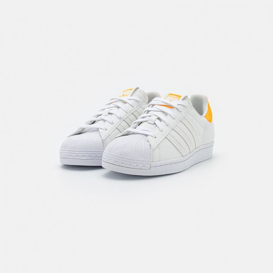 Фото № 4 с приближением к товару «‎Adidas Superstar »
