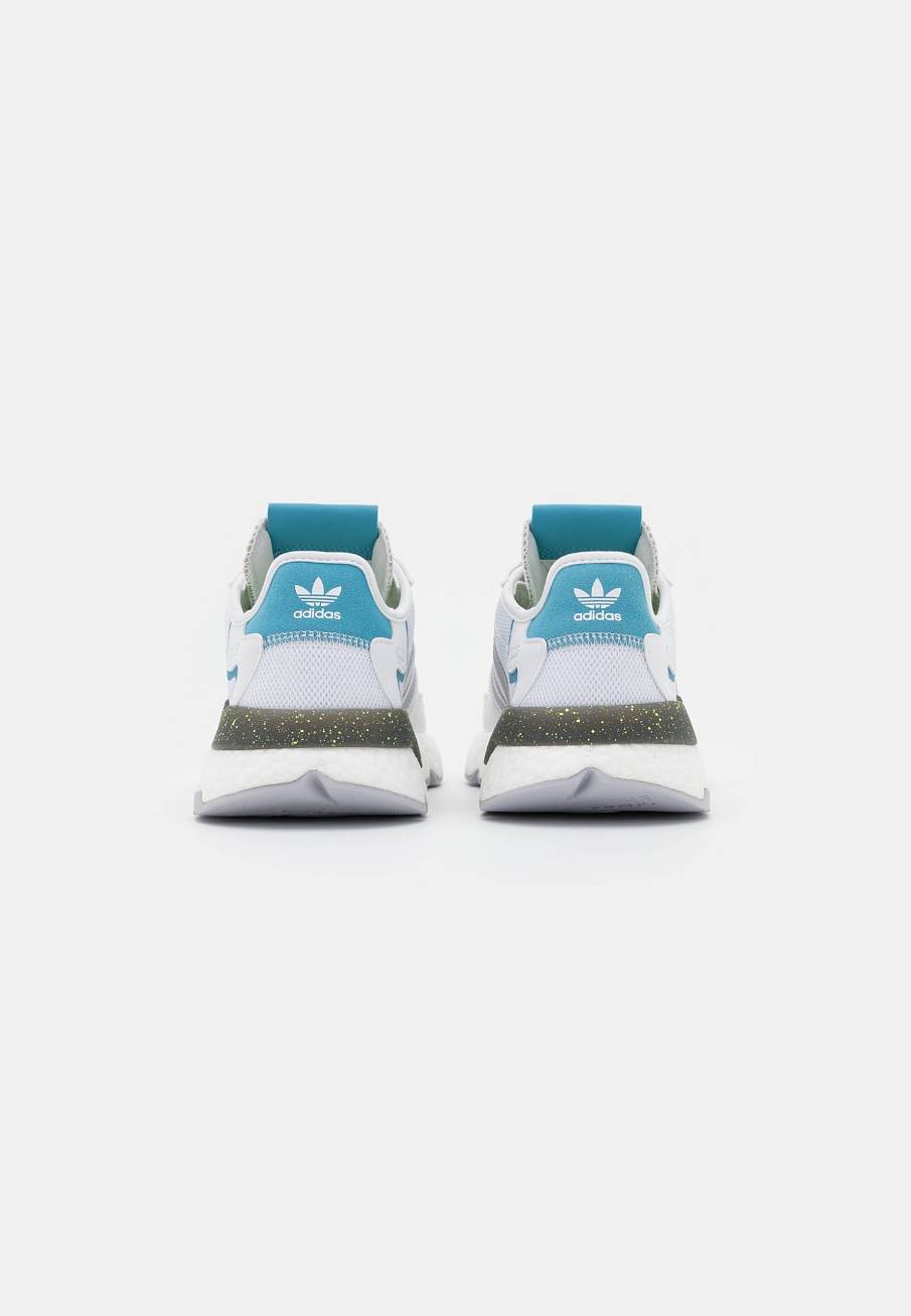 Фото № 3 с приближением к товару «‎Adidas Nite Jogger »