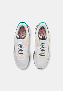 Фото № 4 с приближением к товару «‎Puma Mirage »