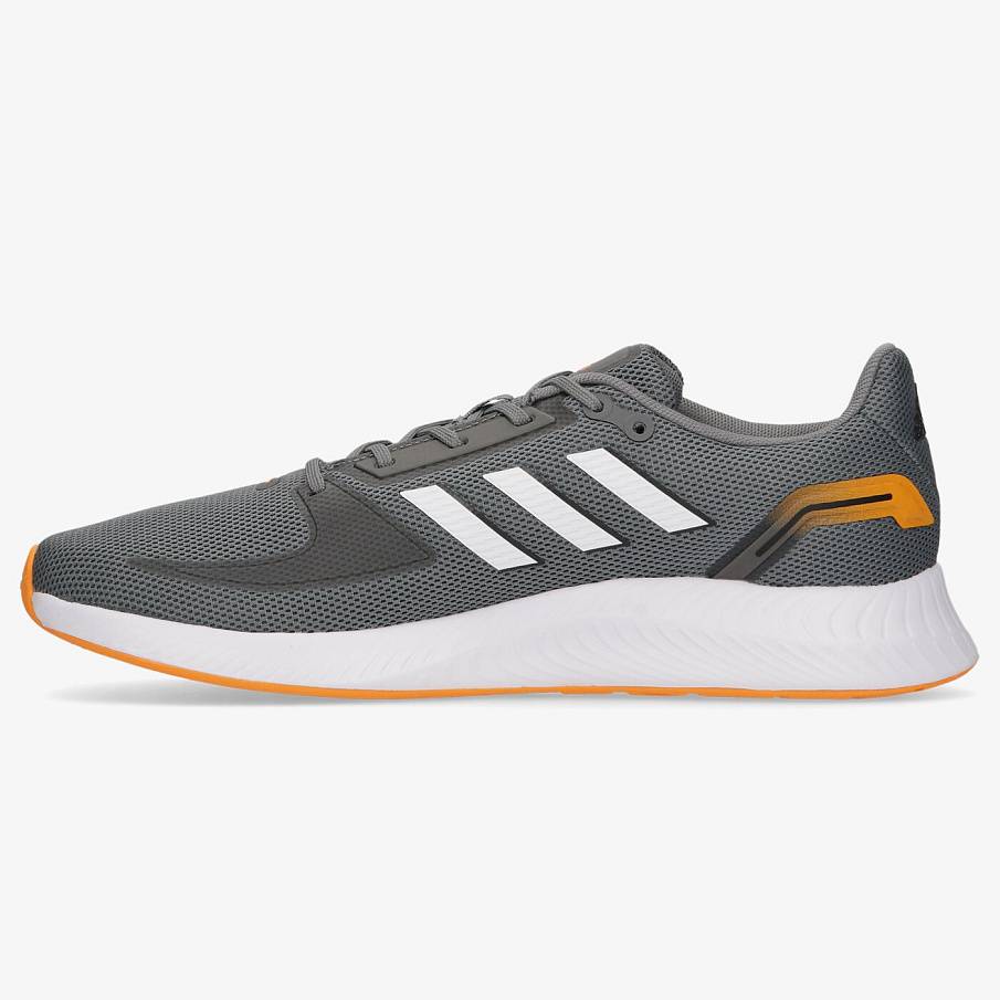 Фото № 2 с приближением к товару «‎Adidas 2.0»