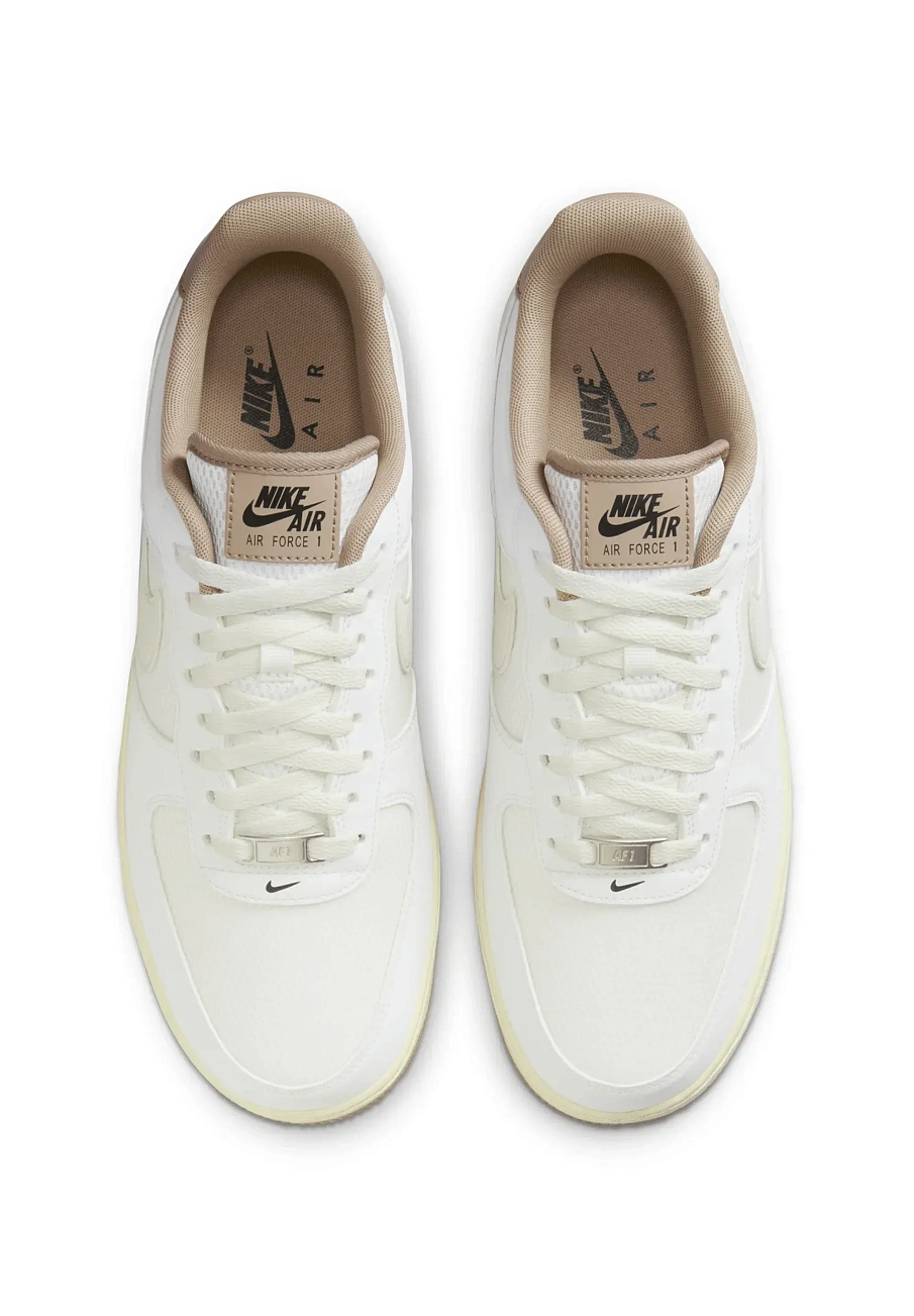 Фото № 3 с приближением к товару «‎AIR FORCE»