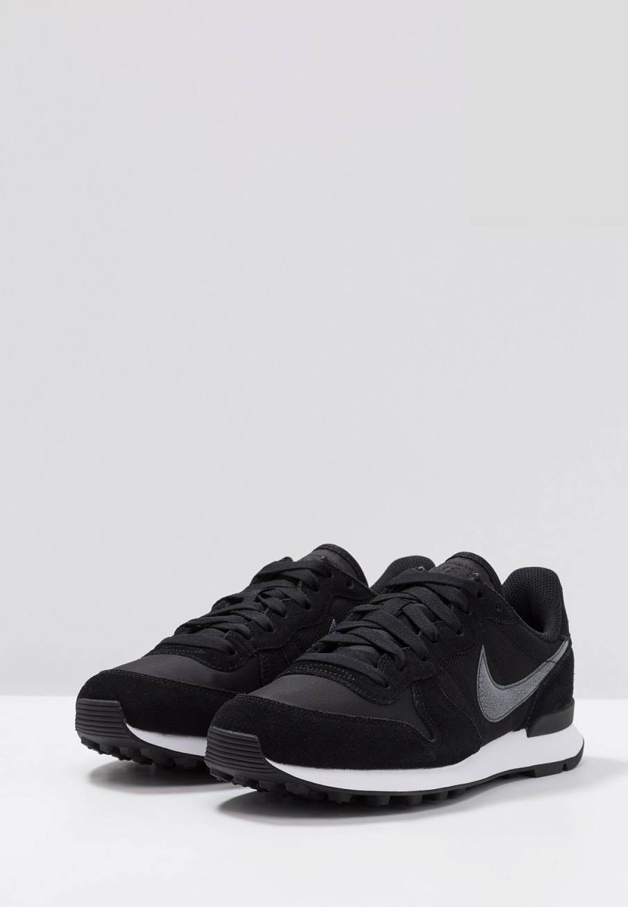 Фото № 4 с приближением к товару «‎Nike Internationalist »