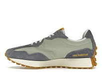 Фото № 3 с приближением к товару «‎New Balance 327»