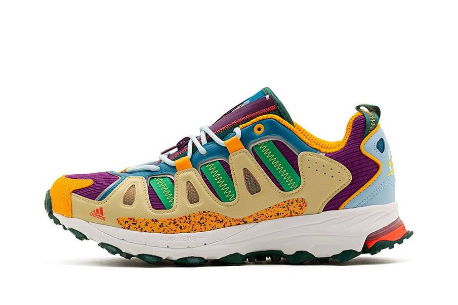 Фото № 1 с приближением к товару «‎Sean Wotherspoon x Disney x adidas Superturf Adventure Jiminy Cricket Running Shoes Multicolor»