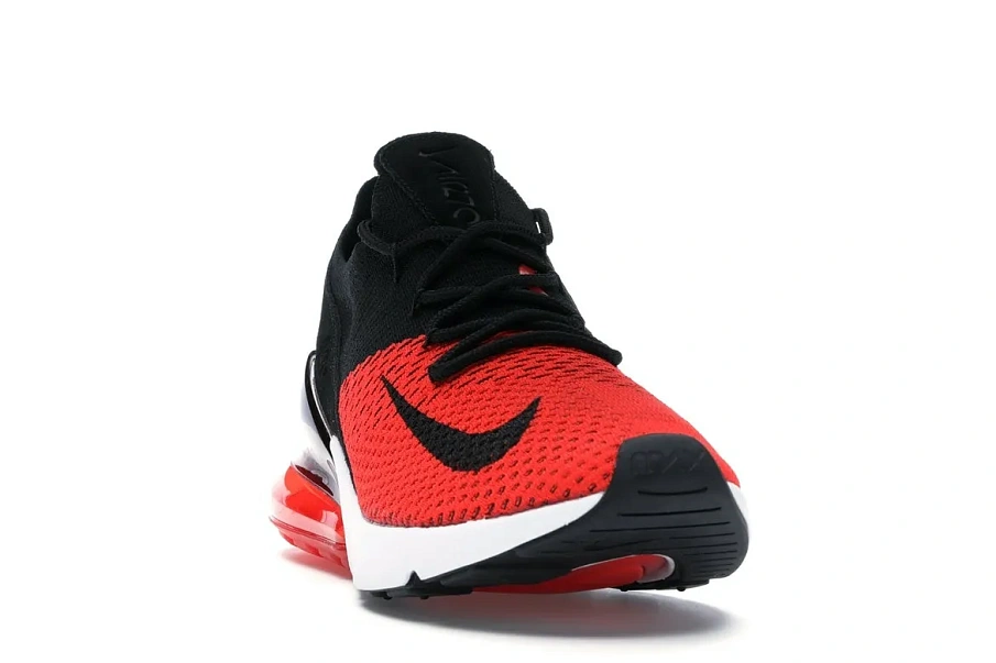 Фото № 3 с приближением к товару «‎Nike Air Max 270 Flyknit Bred»