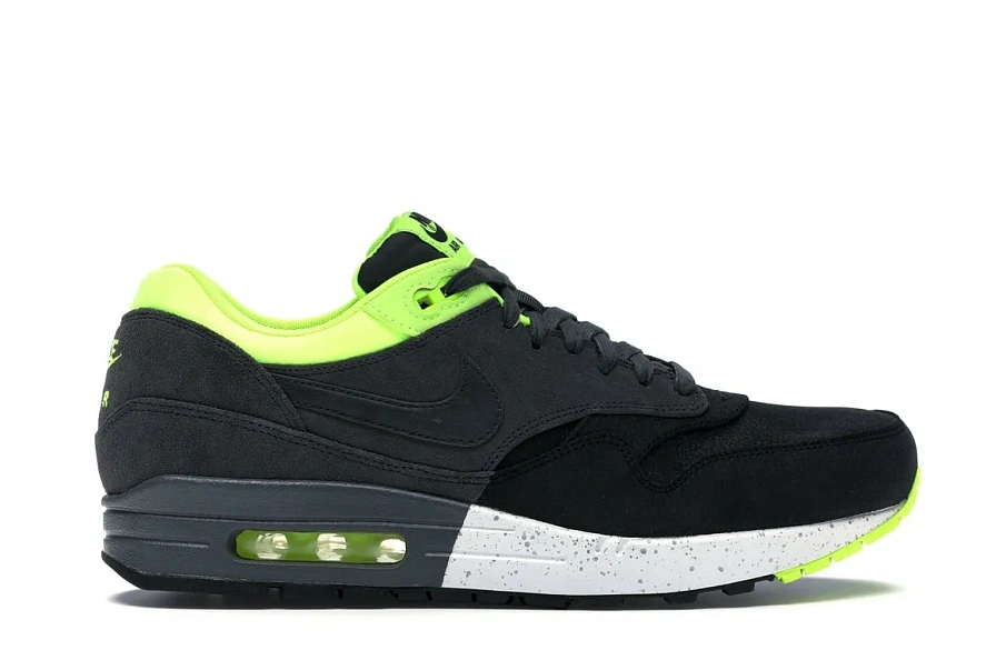 Фото № 1 с приближением к товару «‎Nike Air Max 1 Split Black Volt»