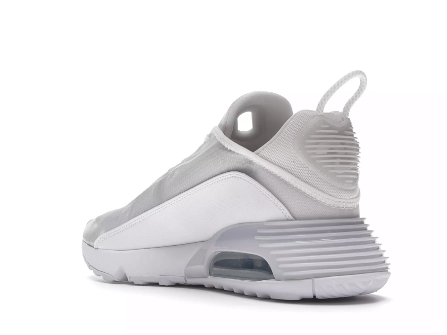 Фото № 3 с приближением к товару «‎Nike Air Max 2090 Triple White»