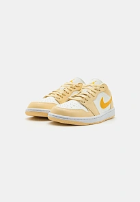 Фото № 2 с приближением к товару «‎AIR JORDAN 1»