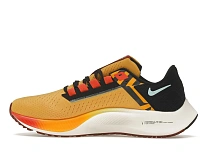 Фото № 5 с приближением к товару «‎Nike Air Zoom Pegasus 38 University Gold Black»
