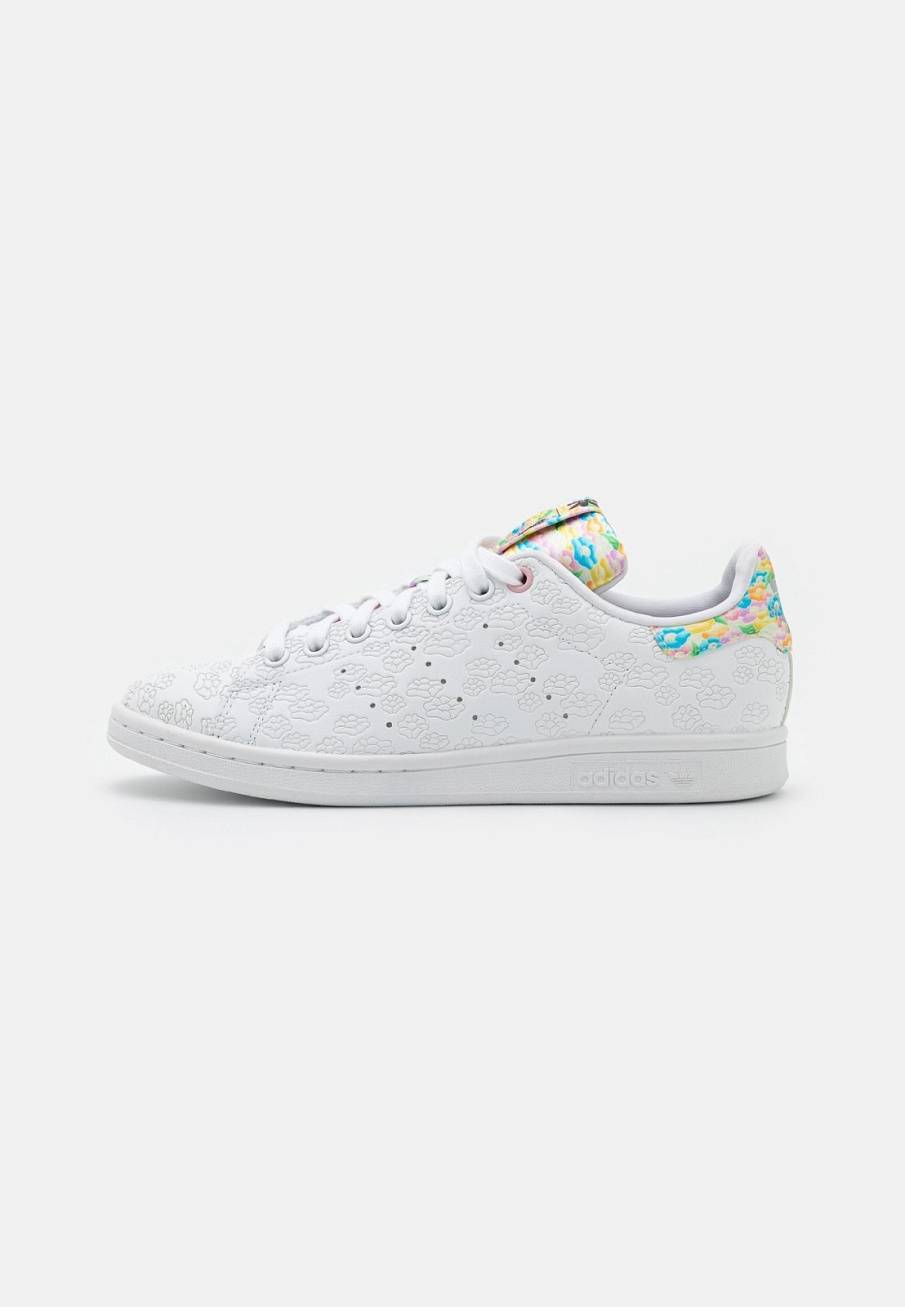 Фото № 1 с приближением к товару «‎Adidas Disney Stan Smith »