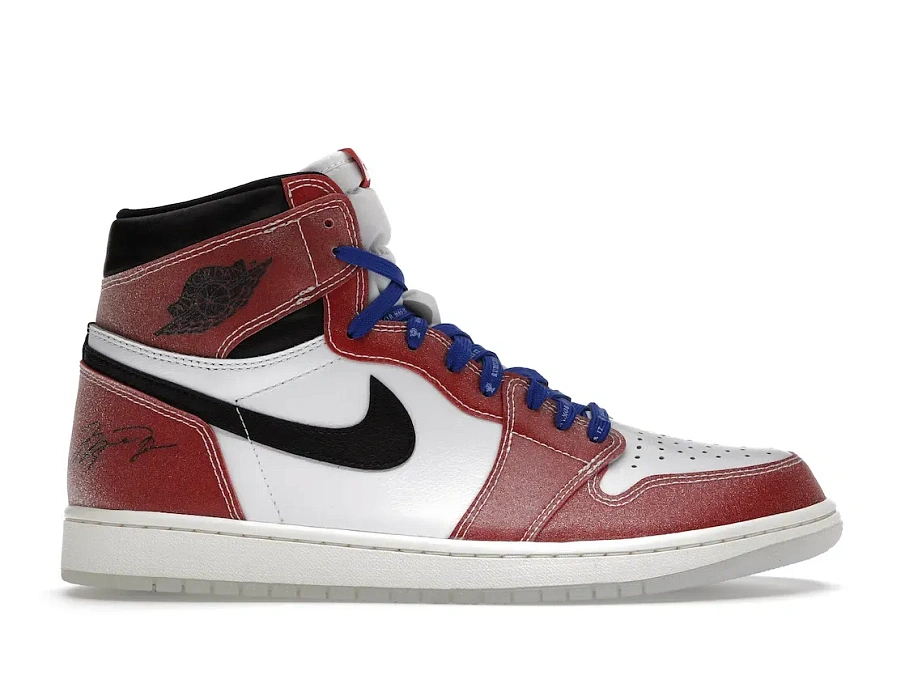 Фото № 1 с приближением к товару «‎Jordan 1 Retro High Trophy Room Chicago (Friends and Family) (W/ Blue Laces)»