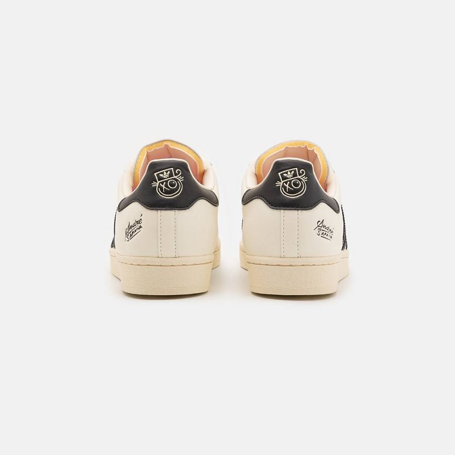 Фото № 1 с приближением к товару «‎Adidas Superstar »