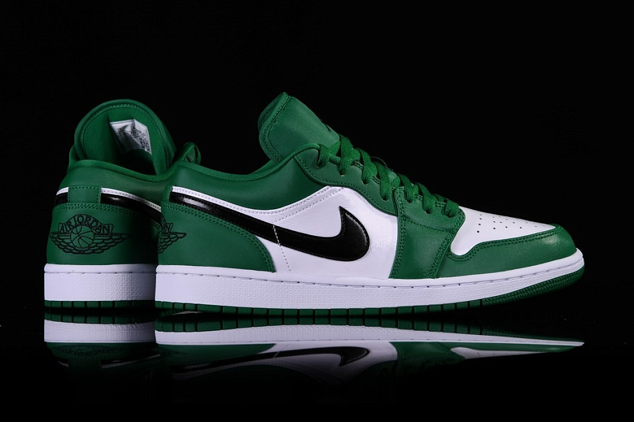 Фото № 3 с приближением к товару «‎Nike Air Jordan 1 Retro GS Pine »